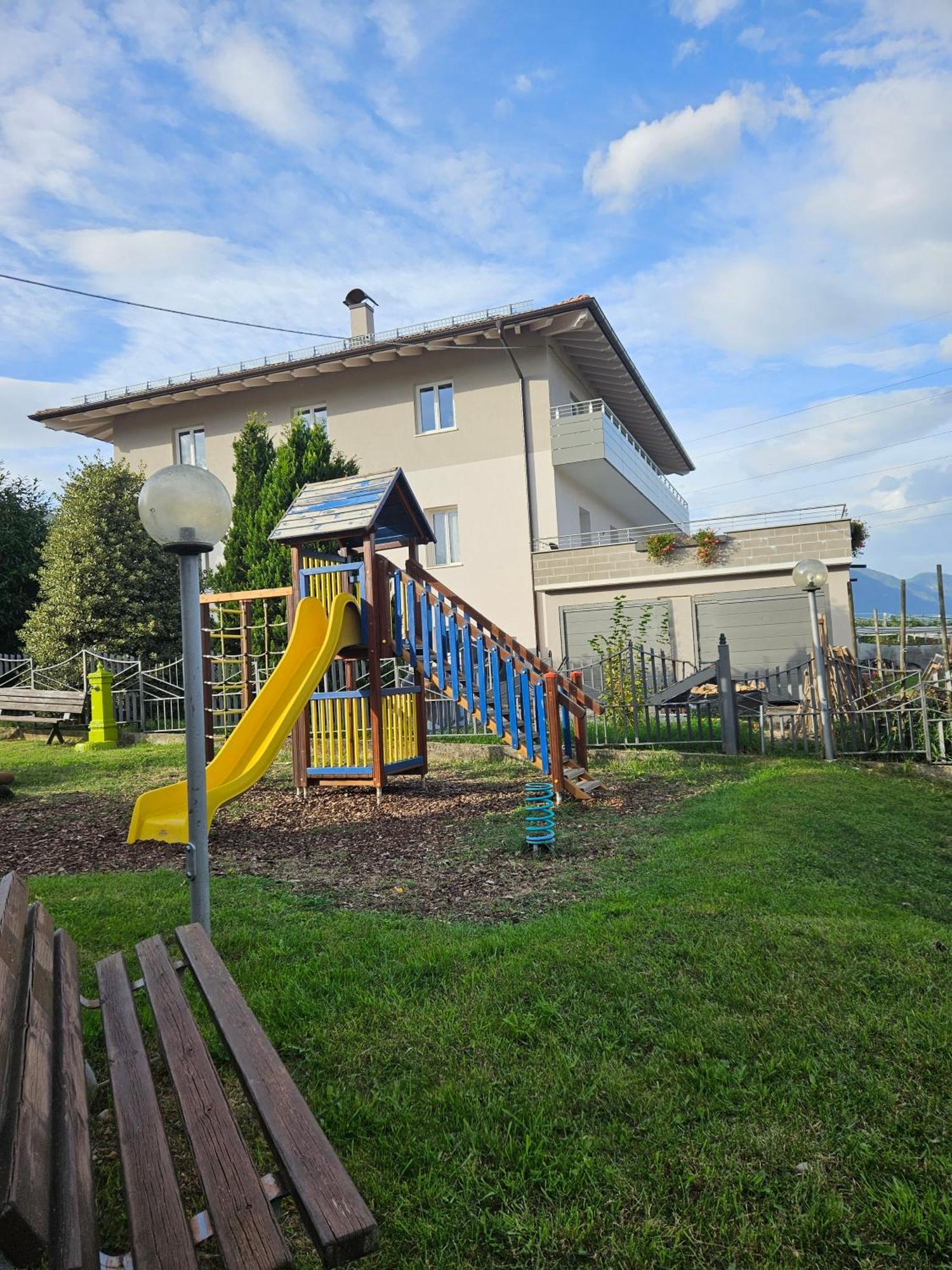 Cinzia Dolomiti Del Brenta Apartment Tassullo Bagian luar foto